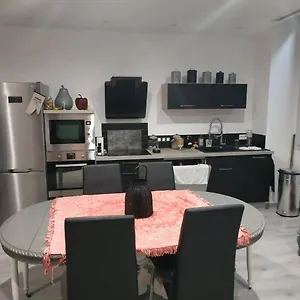 Appartement Château En Montagne Pour 6 Personnes, Veynes